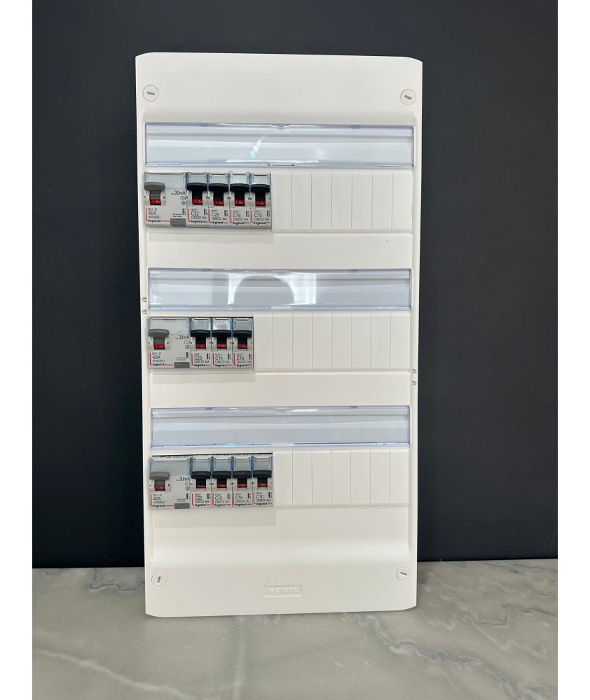 Tableau électrique 3 rangée assemblé par Elec discount avec composant Legrand : 3ID40