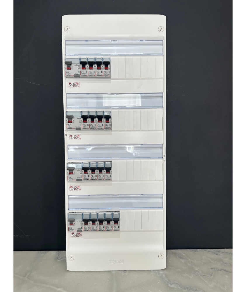 Tableau électrique 4 rangée assemblé par Elec discount avec composant Legrand : 2ID632ID40