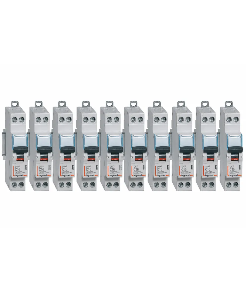 Lot de 10 Disjoncteurs DNX 16A - Uni+N -230V- À Vis (406774)